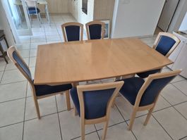 Esstisch mit 6 Stühlen