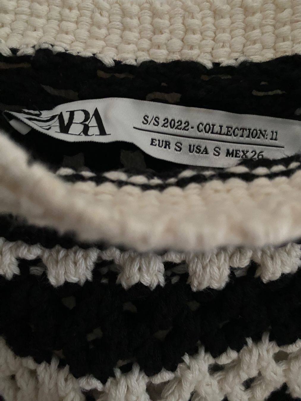 Zara Pulls & Sweat-shirts: ZARA limited edition WoW Strickpullover – D'occasion à Jona par vanessasupermarket20 8