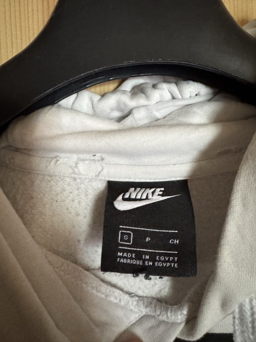 Nike Maglioni & Felpe: Pull Nike Air blanc, taille S, avec un petit défaut – Usato da Zinal venduto da bra_869t 1