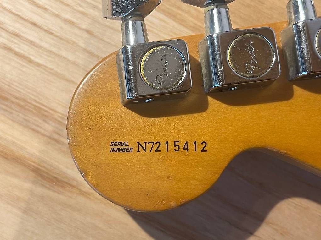 Strumenti musicali: Guitare électrique Fender Stratocaster 1997 – Usato da lausanne venduto da nymee123 4