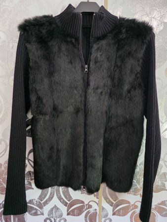 Schwarze Strickjacke mit Pelzbesatz, Grösse L, Top Zustand!