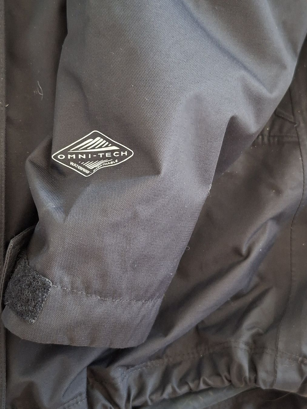Columbia Vestes: Veste imperméable Columbia Omni-Tech taille M  – D'occasion à Renens VD par ser_j2fn 8