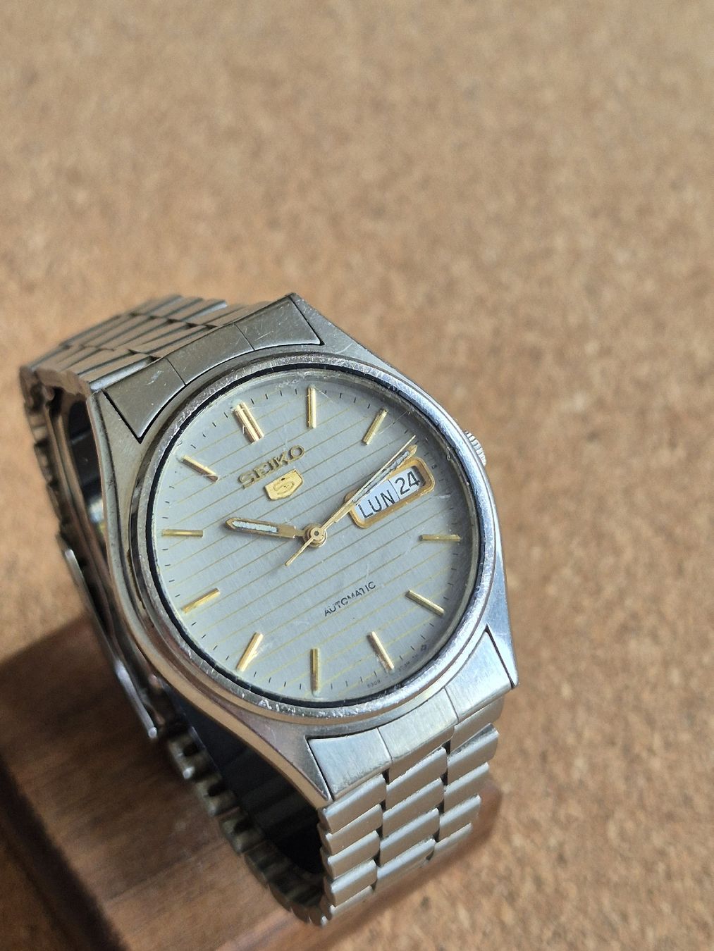 Seiko Orologi: Montre Seiko 5 Automatic Vintage – Usato da Carrouge VD venduto da HT23 9