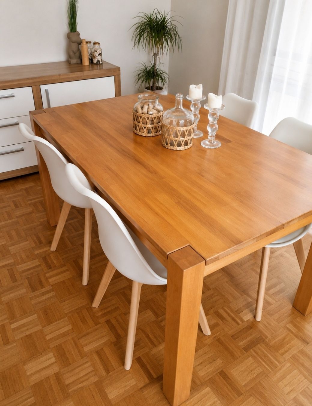 Esstisch aus holz massiv mit 4 Stühlen, Top Zustand! (Gebraucht) in Belp für CHF 240 – nur Abholung auf Ricardo kaufen