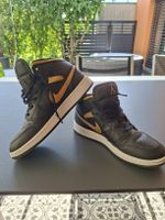 Jordan 1 Mid Sneakers Schwarz Gold Grösse 39