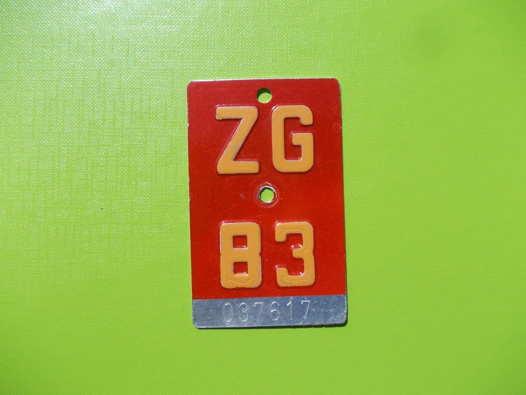 Insegne: Velonummer / Fahrradnummer ZG 83 – Usato da Gsteigwiler venduto da HORMIGA21