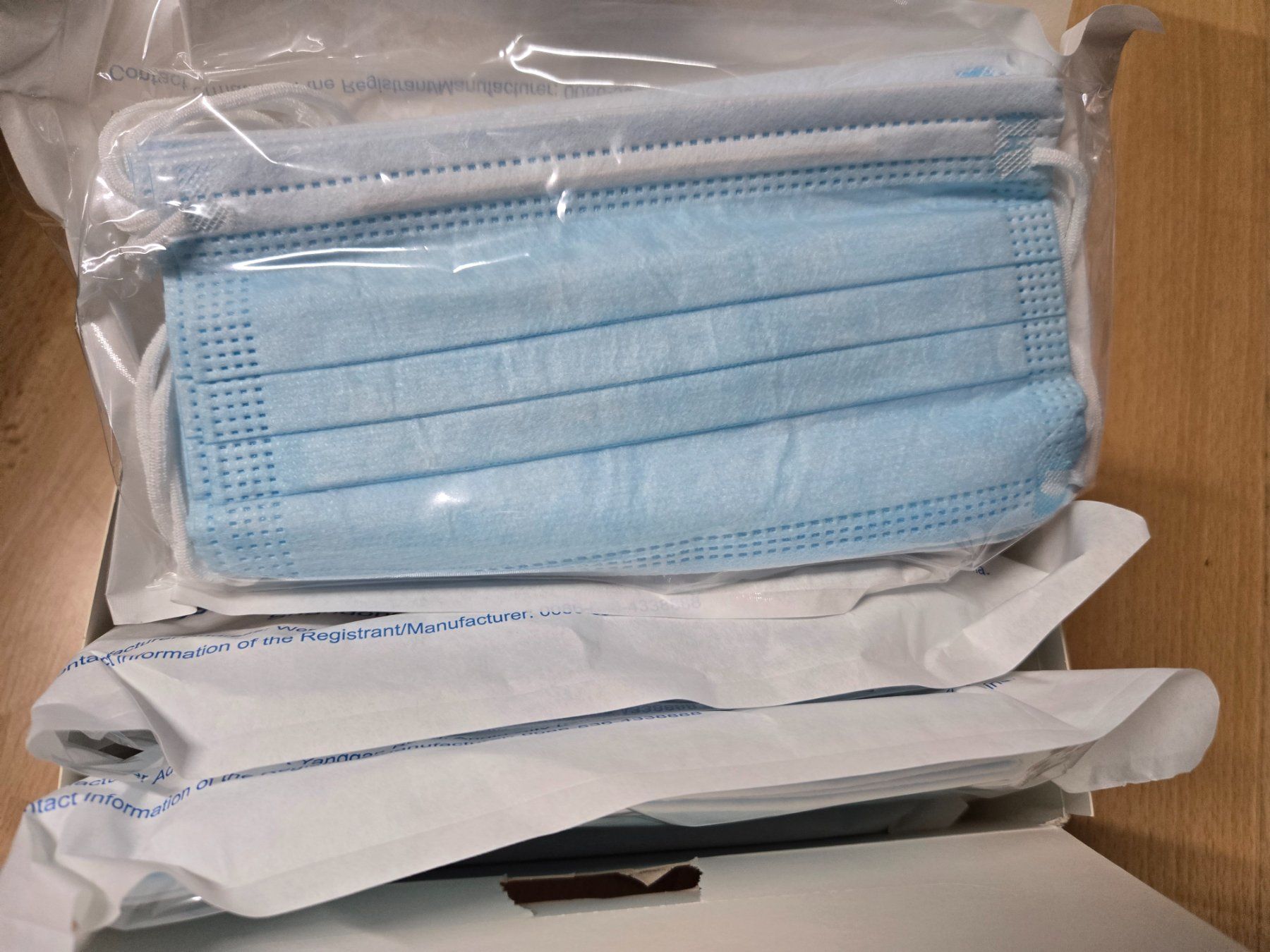Medizinische Pflegemittel: Hygiene-/Gesichtsmasken – Neu und originalverpackt aus Zürich von Onshoppingtour 6