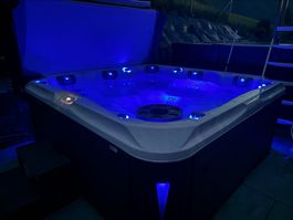 Whirlpool Malibu Premium Version von Arrigato