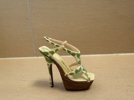 Deko Schuh Figur Raines Blattmuster