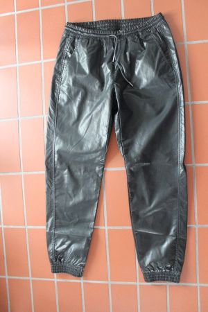 Zara Hose S