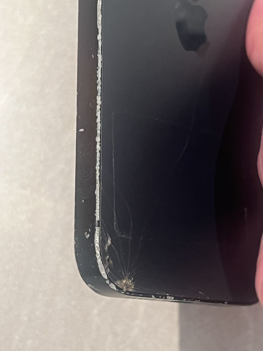 Apple Telefoni cellulari / Smartphones: iPhone 16e / 512Go – Usato da Praz (Vully) venduto da Footzone.ch 1