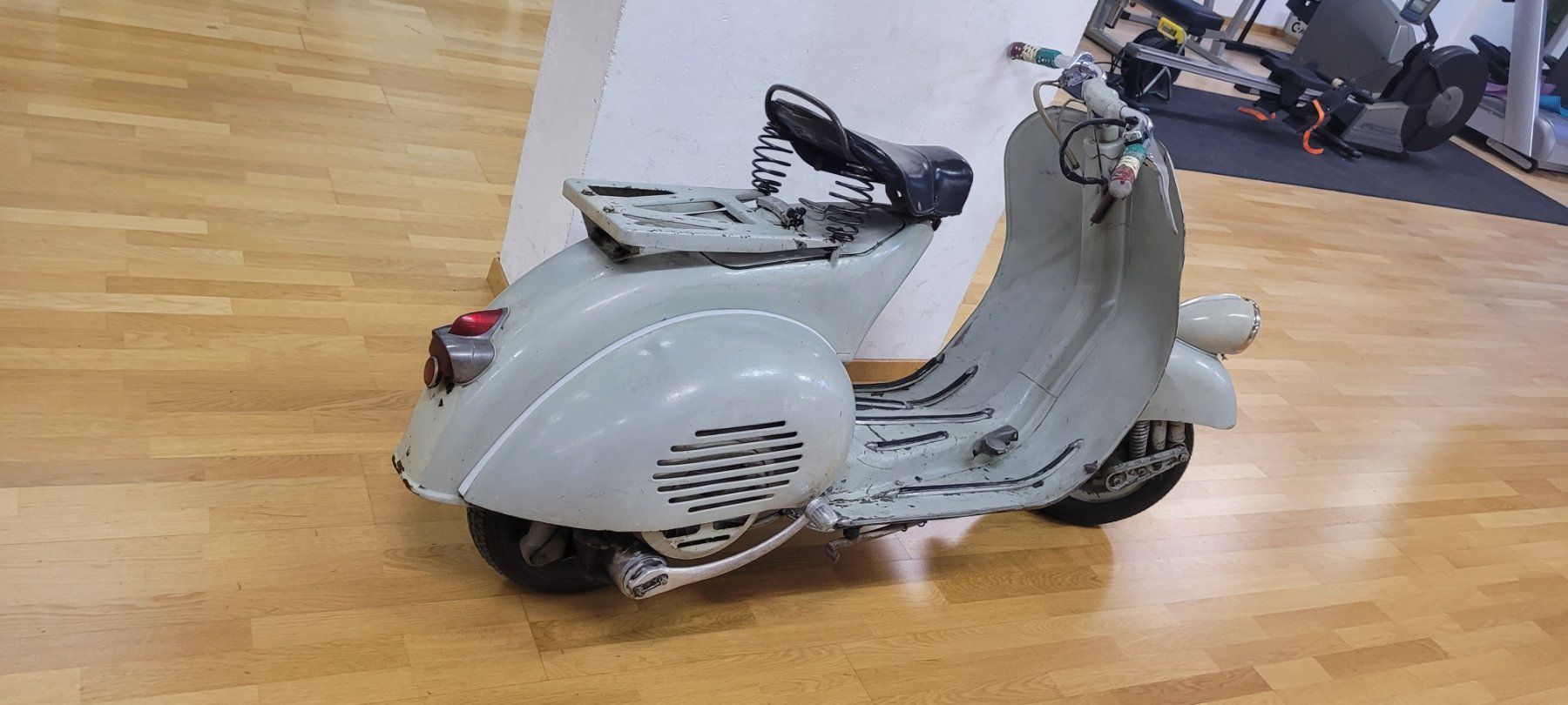 Piaggio Scooter: Vespa 1956 – Usato da Martigny venduto da Philippe3691 7
