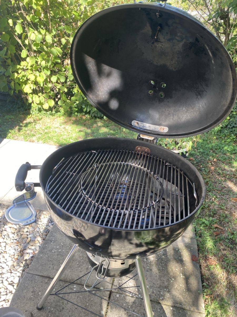 Griglie: Weber BBQ kettle premium ø57cm – Usato da Reinach BL venduto da stutkir 4