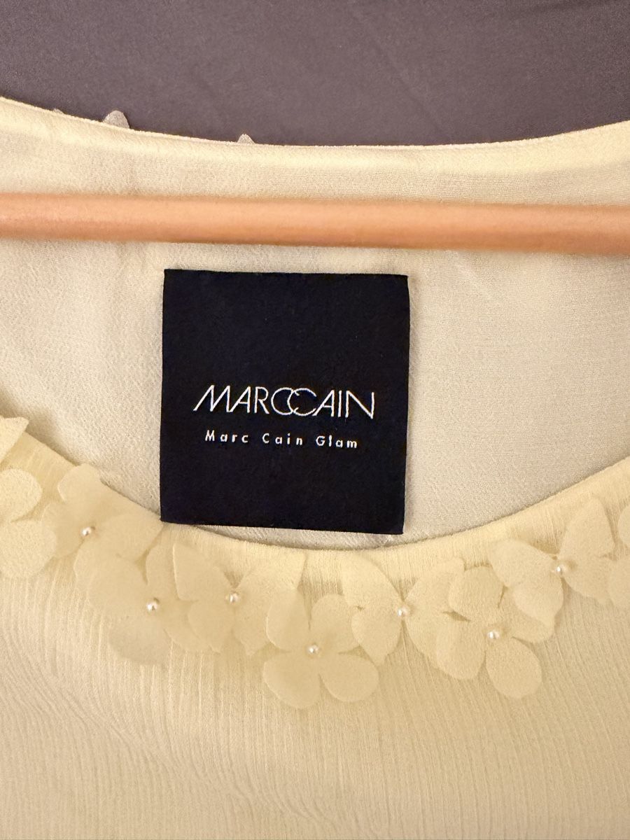 Marc Cain Camicette: Marc Cain Glam Bluse Creme Gr. L mit Blüten – Nuovo (secondo la descrizione) da Zürich venduto da jak_89nh 2