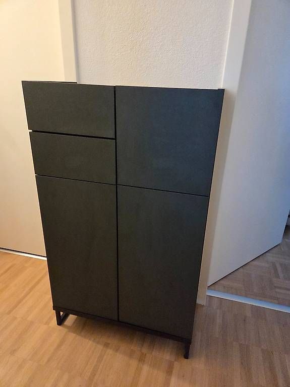 Armadi: Armoire vert foncé – Usato da Pully venduto da lio_w2cg 1
