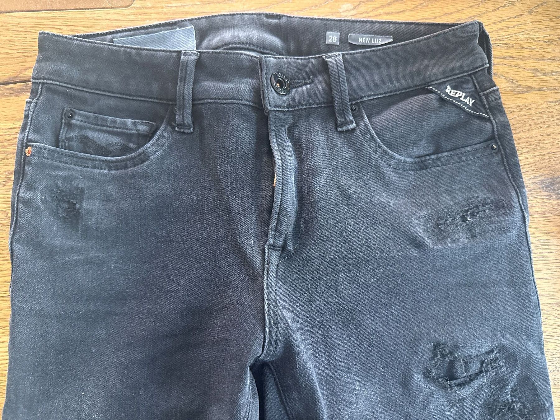 Replay Jeans: Replay-Jeans- Hyperflex-Neuwertig- Grösse 28/30 – Usato da Teufenthal AG venduto da MeineSchatztruhe