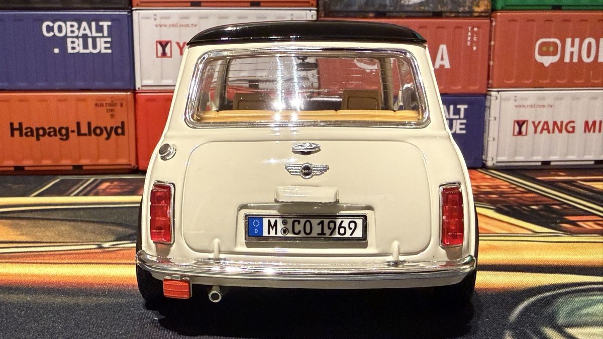 Cooper Voitures modèles: Mini Cooper 1:18 cremeweiss 1:18 – D'occasion à Basel par Zomeg 3