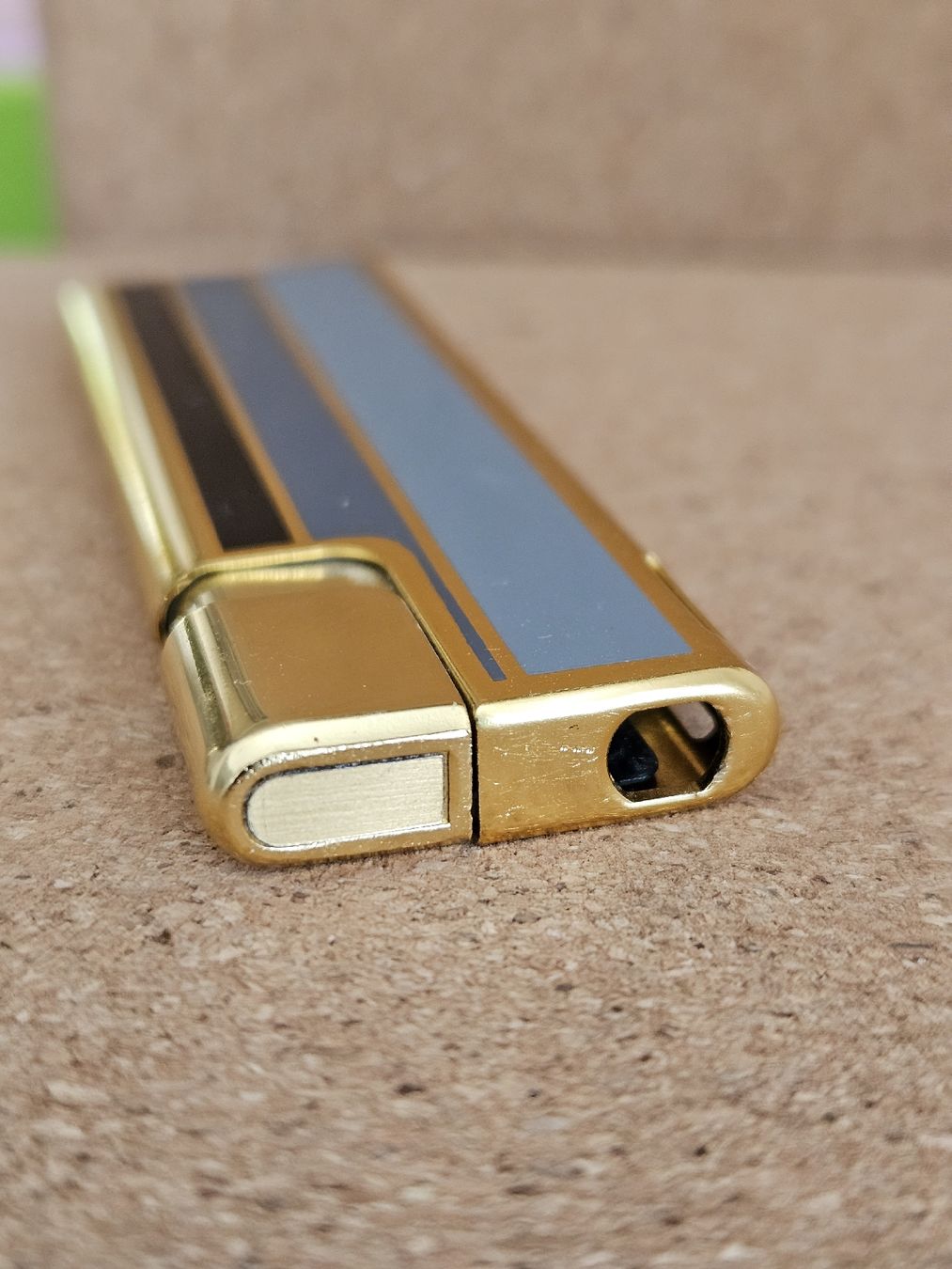 Accendini: Vintage Crown lighter colibry  – Nuovo (secondo la descrizione) da Bern venduto da Ciprofloxacina 1