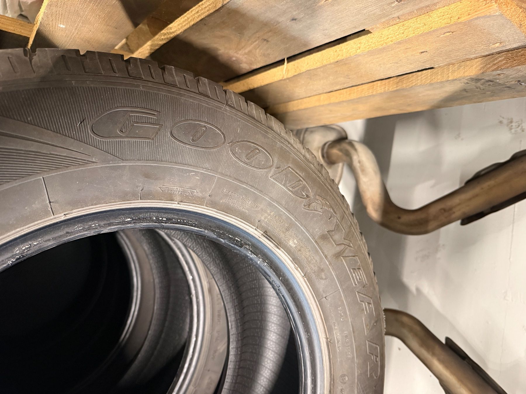 Pneumatici & Ruote complete: Pneu 265/65 17 – Usato da Nürensdorf venduto da Jetti50 1