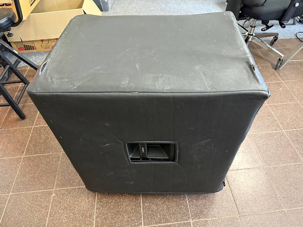 Casse acustiche: 2x RCF 8003 MKII inkl. Cover – Usato da Riehen venduto da mshhb 2
