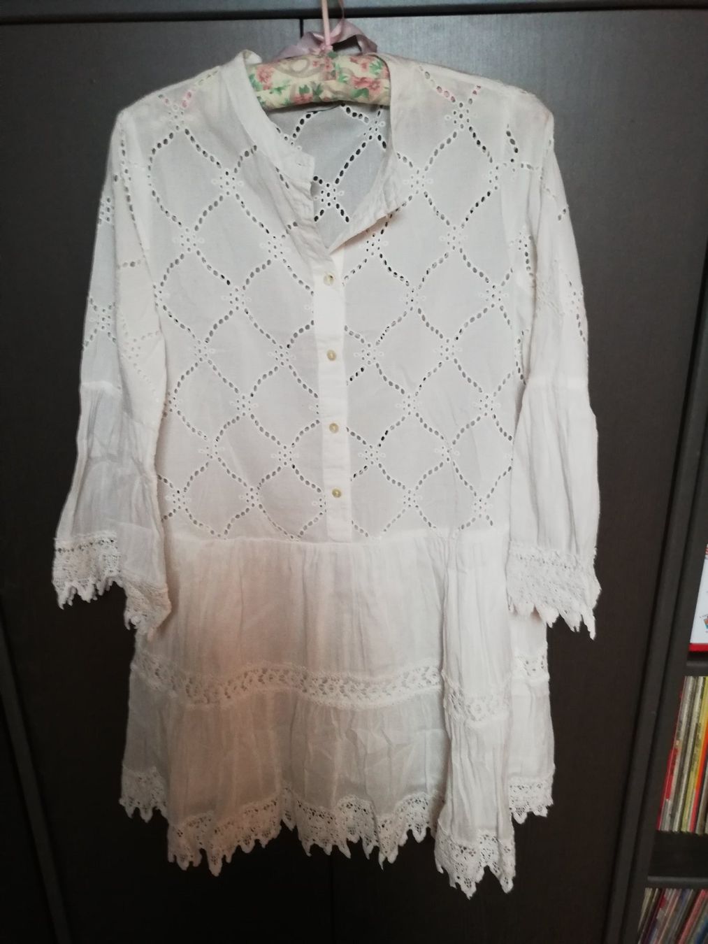 Kleider: Robe romantique dentelle – Gebraucht aus St-Livres von rongegrugne