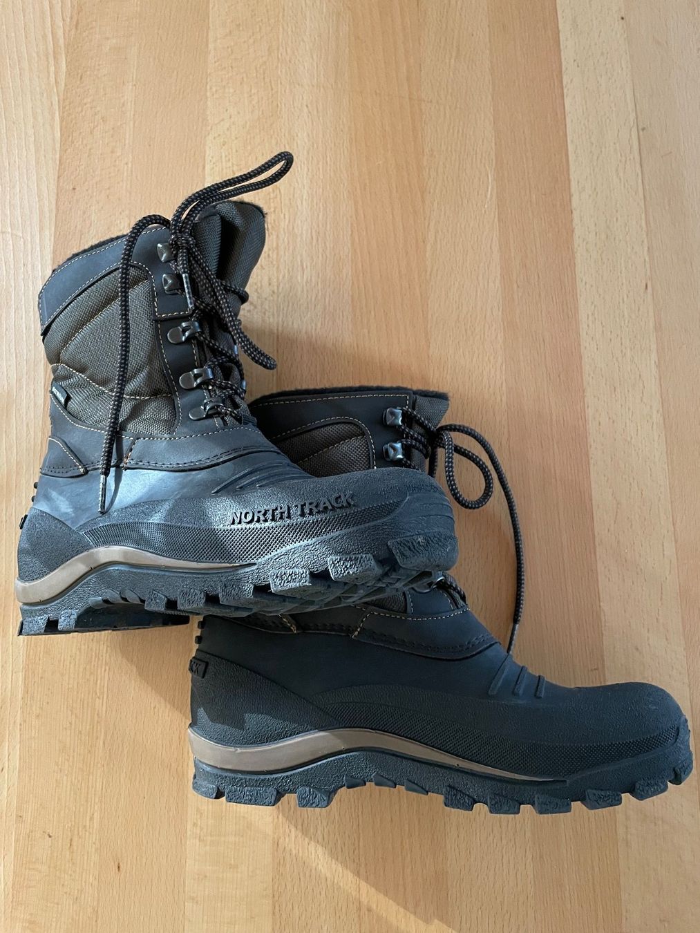 Scarpe da donna: Winterschuhe, Gr. 37, Atrium – Usato da Cham venduto da 2eye 1