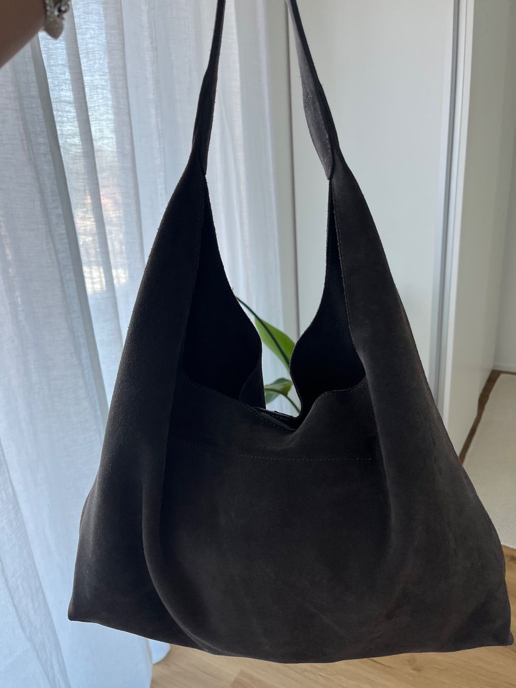 Other Stories Borse da donna: &other Stories Handtasche Suede – Usato da Galgenen venduto da eka_v87z 1