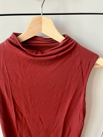 Shirt rostbraun kurzärmlig von COS
