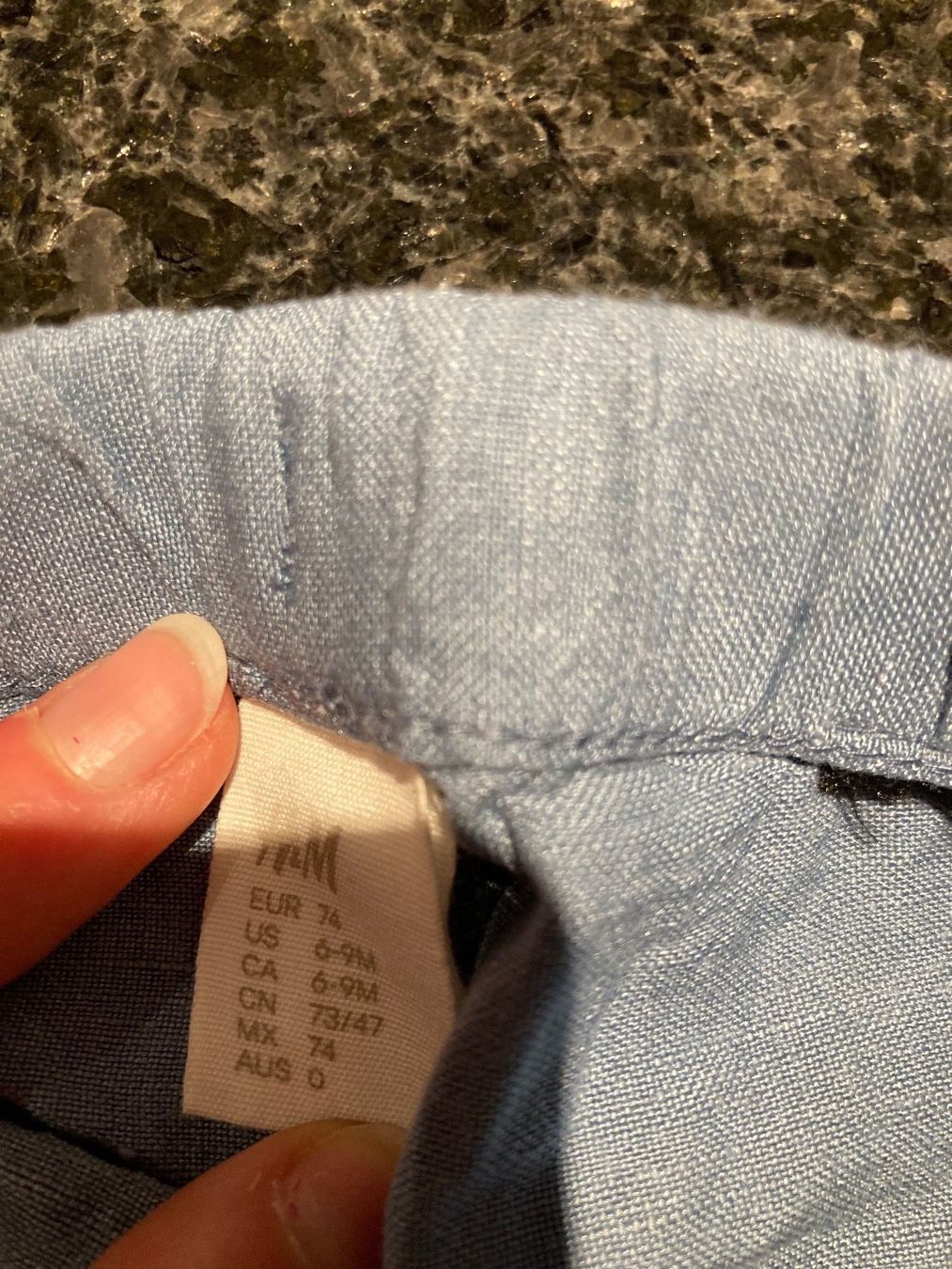 H&M Hosen: Hellblaue Sommerhose, H&M, 74, neuwertig – Gebraucht aus Küsnacht ZH von ToddyGinger 1