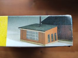 Ringlokschuppen Verlängerung, Bausatz von Kibri H0,Fabrikneu