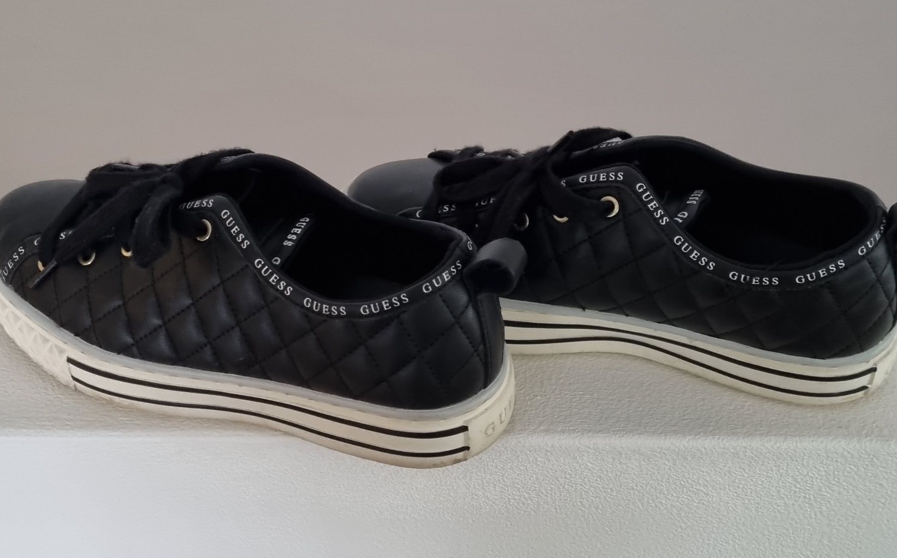 Guess Scarpe da donna: GUESS SNEAKERS – Usato da Thun venduto da surfbeach 1