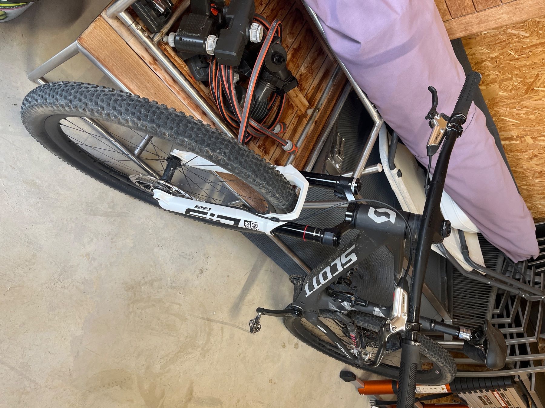 Scott Biciclette: Scott Spark RC World Cup EVO, carbon black L – Nuovo (secondo la descrizione) da Sulgen venduto da fischerfritz