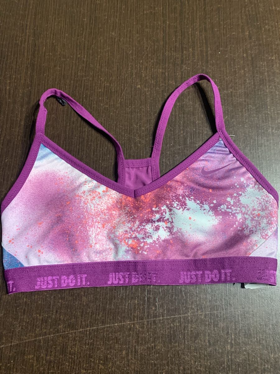 Nike Autres dessous: Brassière Nike S – D'occasion à Domdidier par qatar1973 1