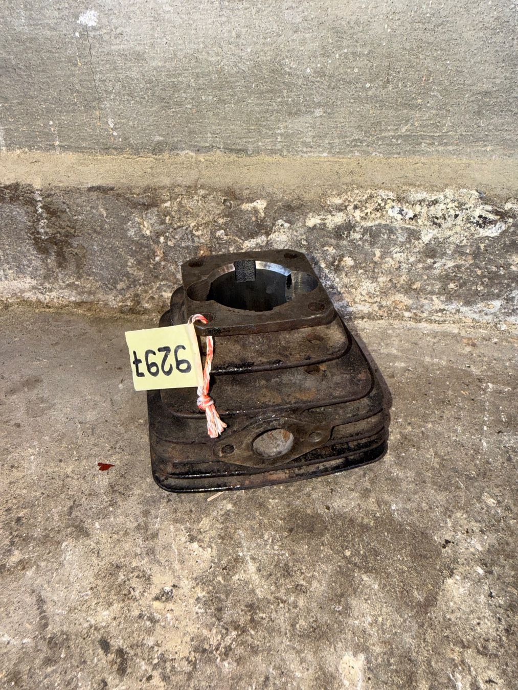 Fantic Mofa-Ersatzteile: Fantic Issimo Mofa Zylinder – Gebraucht aus Fahrni b. Thun von berger_tuning34