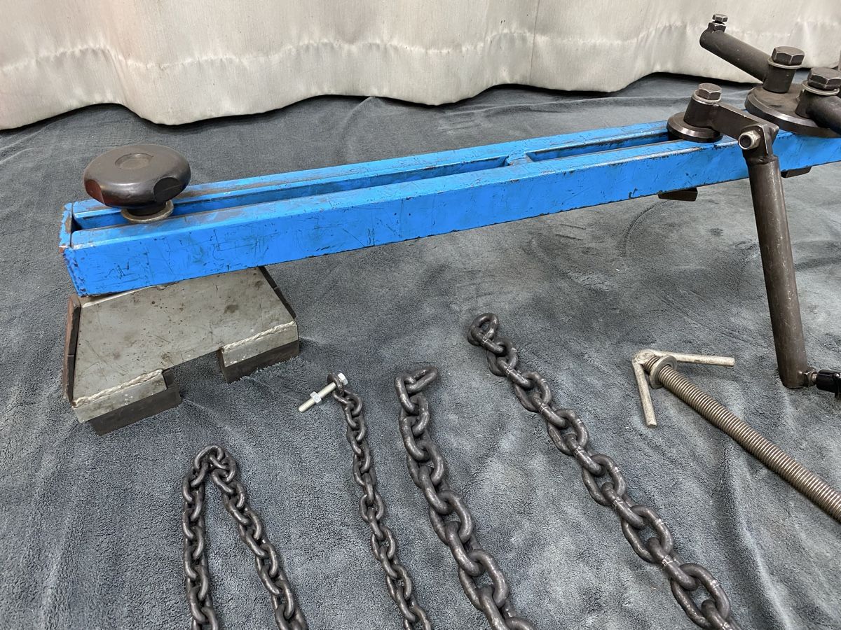 Tous les outils: Motorstütze mit Zubehör  – D'occasion à Hägglingen par Karin0802 6