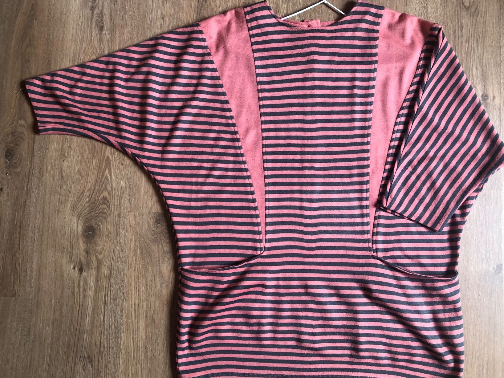 Pullover & Sweatshirts: Pullover-Kleid / Pull-robe vintage 80' M-L – Gebraucht aus Lausanne von MademoiselleZuzu
