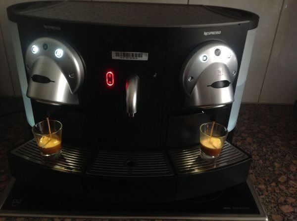 Nespresso Gemini 200 Kaffeemaschine im Kanton Zürich