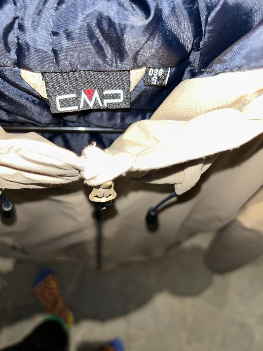 CMP Giacche: CMP Winter Jacke, Gr. 38 – Usato da Kleinandelfingen venduto da Doratschikov 4