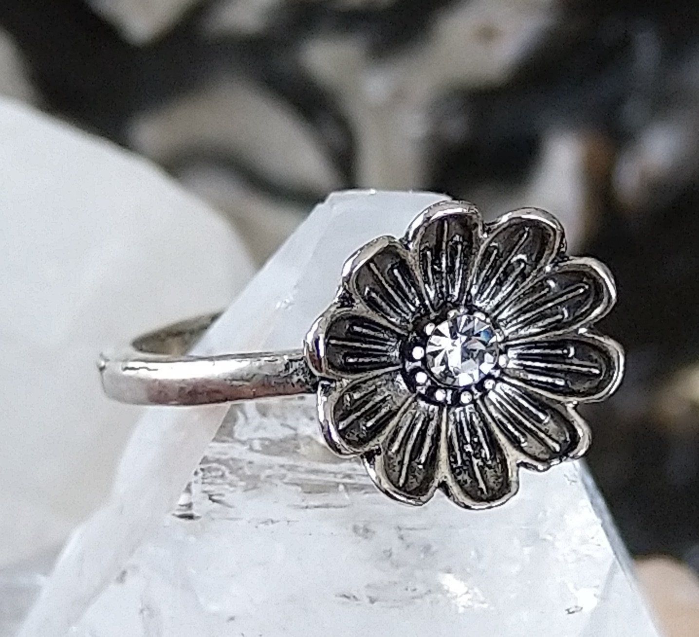 Anelli: MARGERITE BLUMEN RING IN 925 SILBER – Usato da Romanshorn venduto da BoutiqueA 1