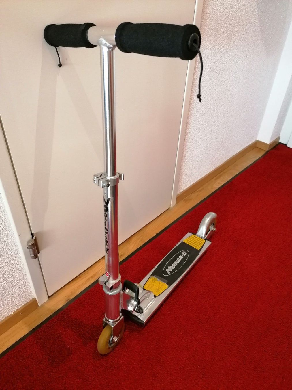 Kickboard: Kickboard  "Novicar II" mit Tasche – Usato da Muri AG venduto da goodmood17