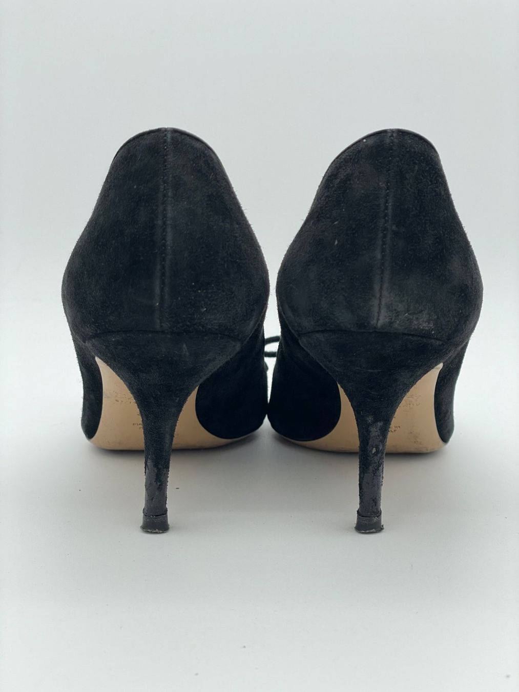 Bally Scarpe da donna: Bally Dolana Suede Bow Pump EU 39.5 Schwarz – Usato da Zürich venduto da shoe_shop 4