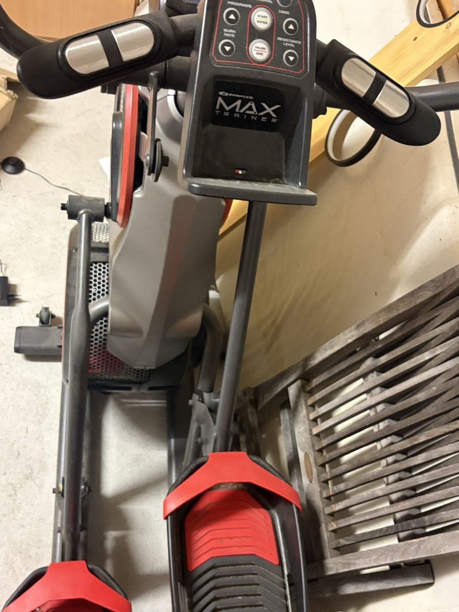 Bowflex Hometrainer: Bowflex Max Trainer  guter Zustand – Usato da Basel venduto da len_k98f