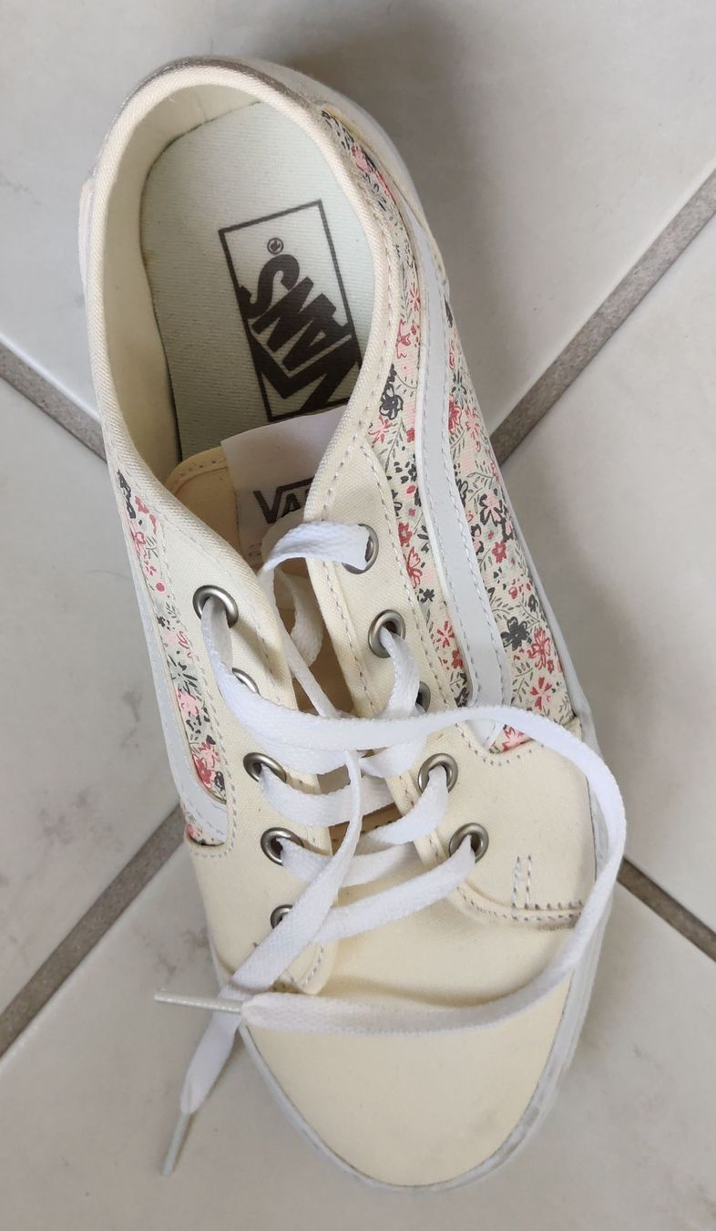 Scarpe da donna: Vans Schuhe (40) – Nuovo (secondo la descrizione) da Riehen venduto da Jeronimo8