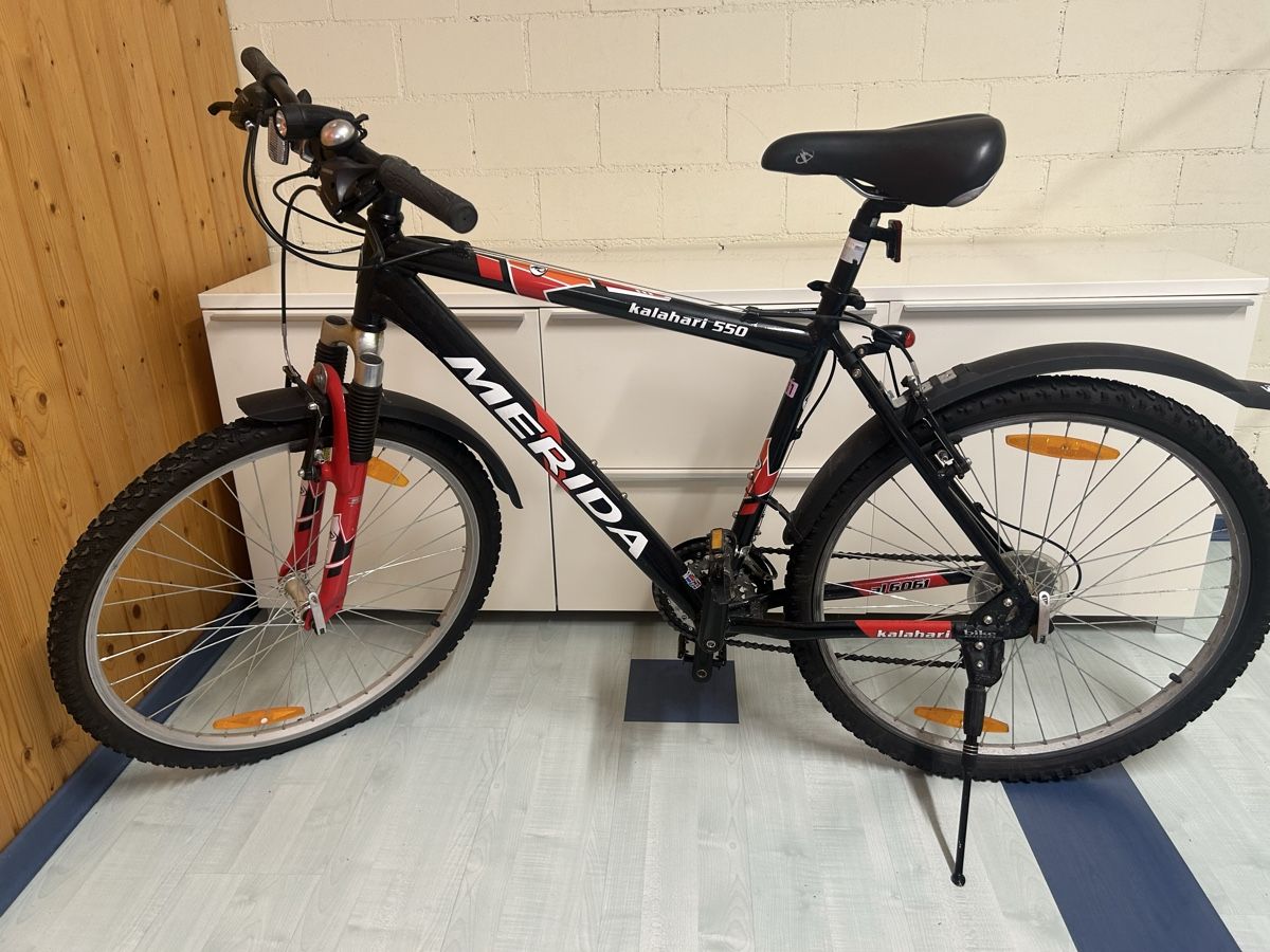 Merida Velos: Merida Velo (Junge - 12+) 3x7 Gänge – Gebraucht aus Gränichen von Bucees