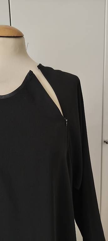 Vestiti: Kleid/Abaya schwarz mit Reissverschluss – Usato da Basel venduto da ukhtyy 2