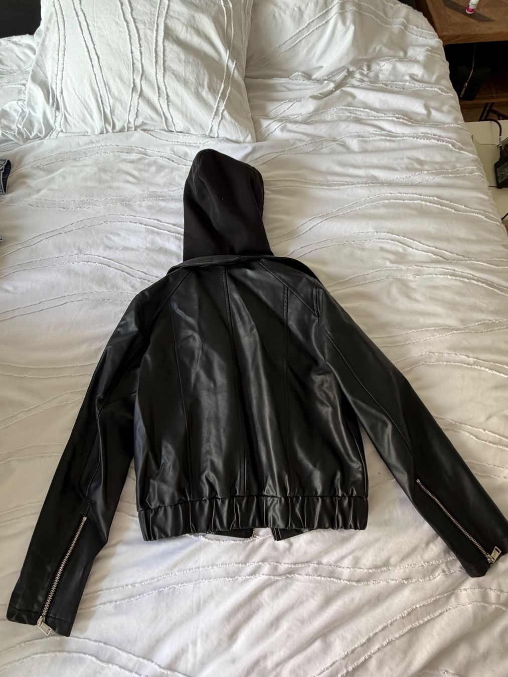 Guess Giacche: Veste en cuir Guess – Usato da Eclépens venduto da Lisa148900 3