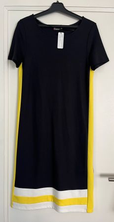 Sale‼️New elegant dress( style Chanel)size S/M