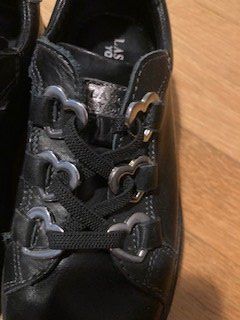 Schuhe für Mädchen: Chaussure t.31 – Gebraucht aus Boudry von Lamue01 1