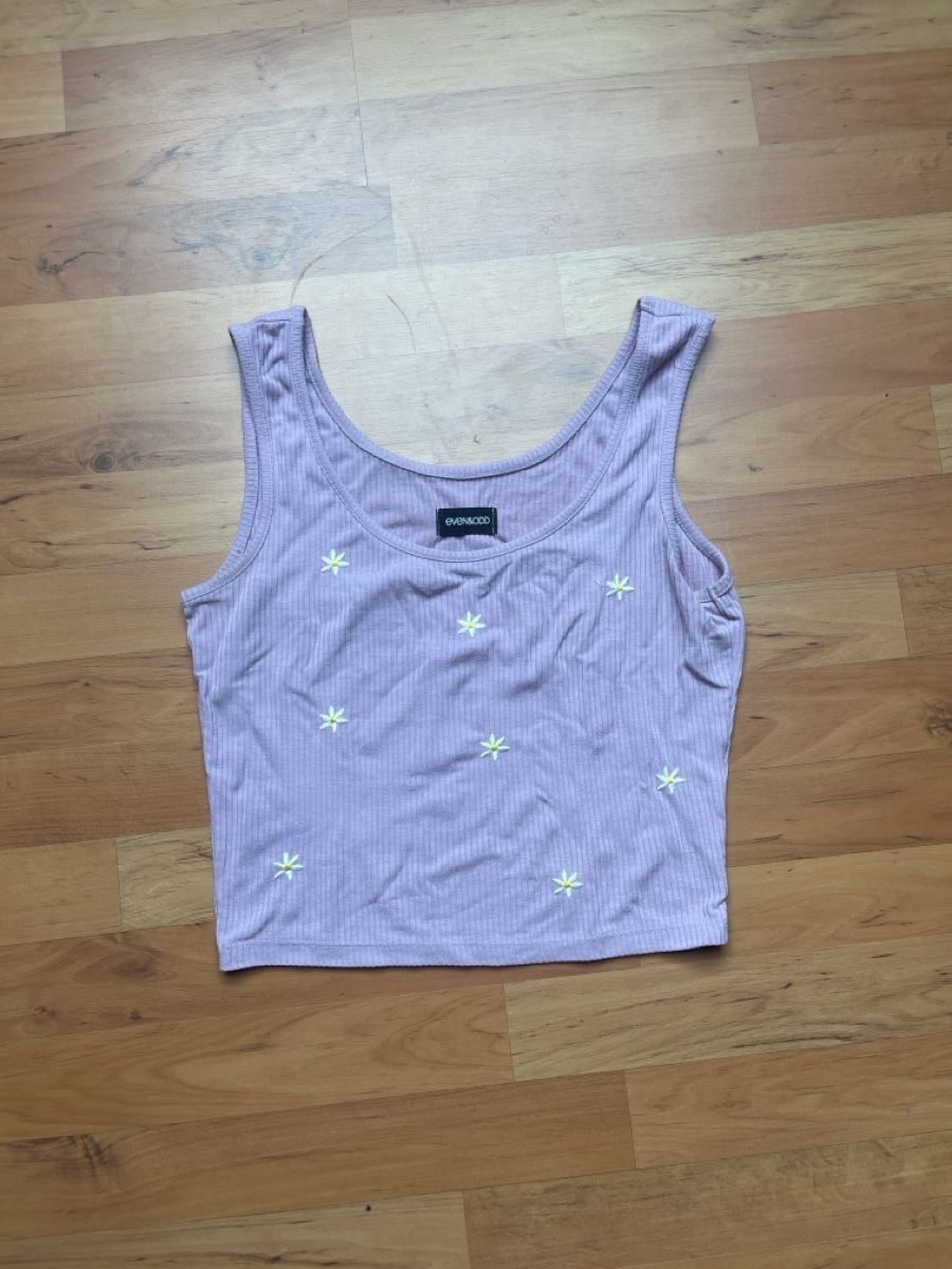 Tops: Lila Blumentop – Gebraucht aus Seuzach von anina.k