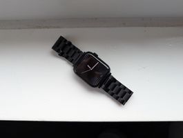 Apple Watch Serie 8 45mm Aluminium schwarz guter Zustand